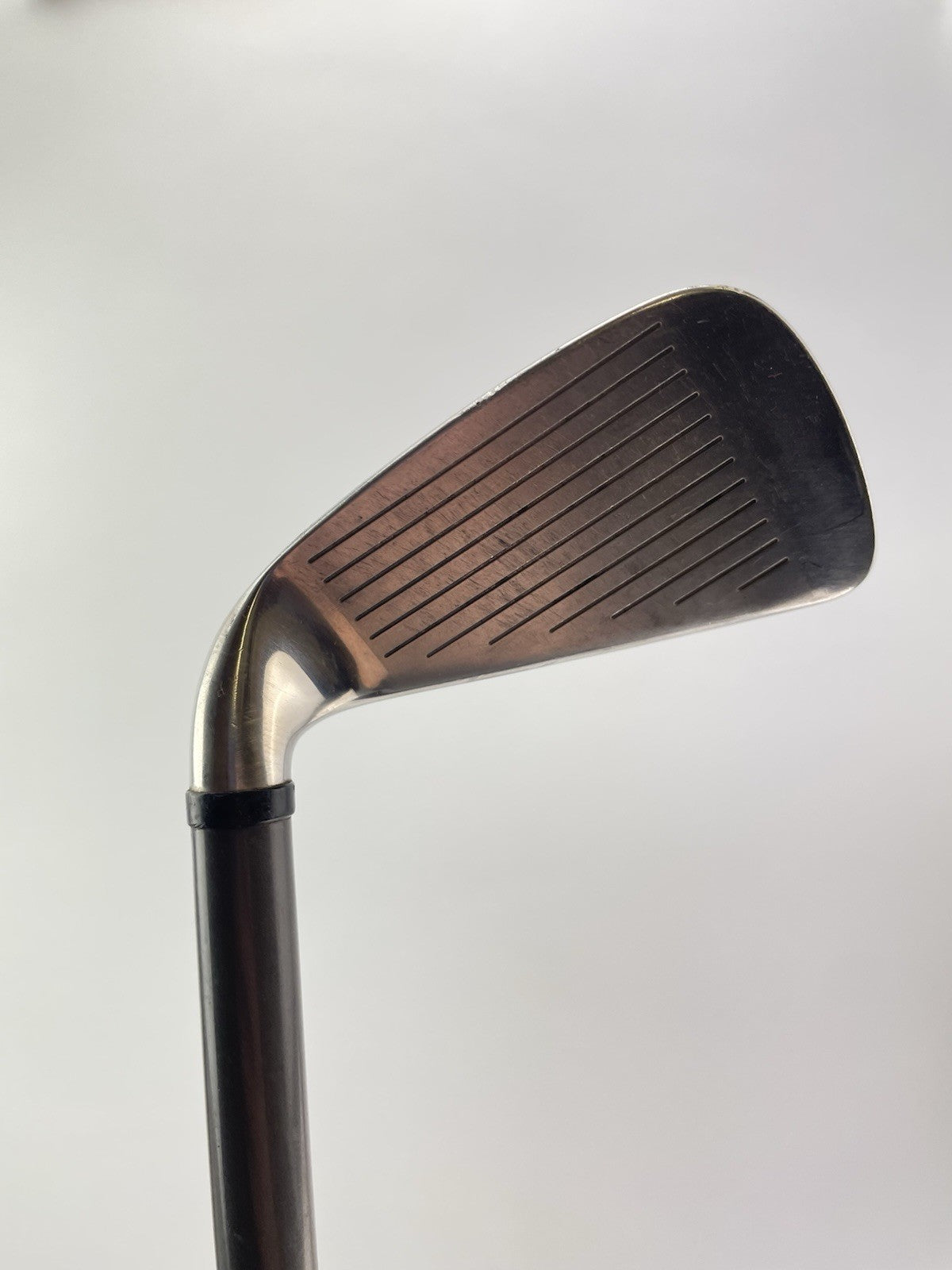 Wilson Fatshaft 6 Iron Regular Flex Graphite/Right Handed /New Grip /281367
