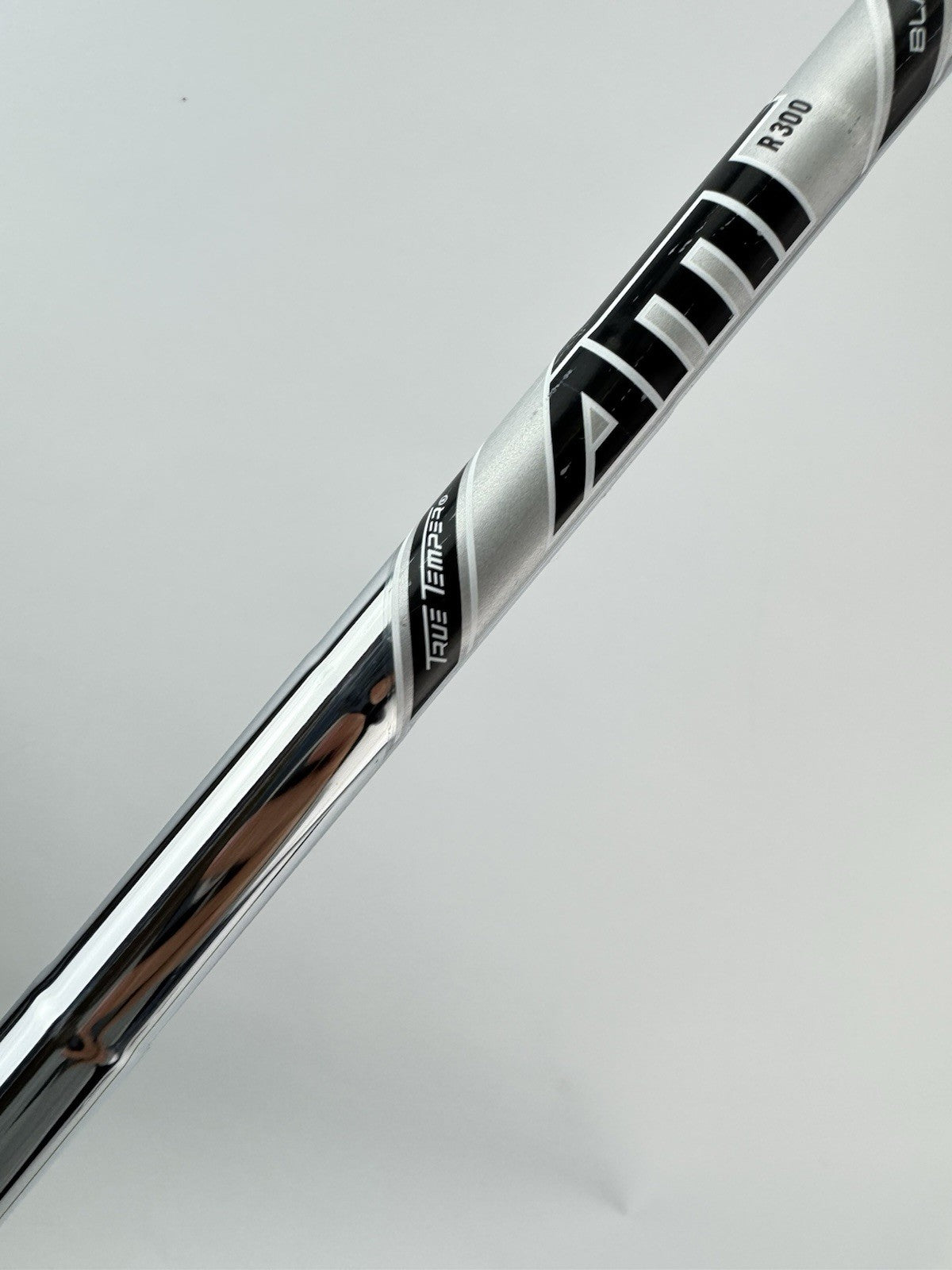 True Temper AMT Black Iron Shaft R300 Regular Flex Steel 35.5” /0.355 /317291