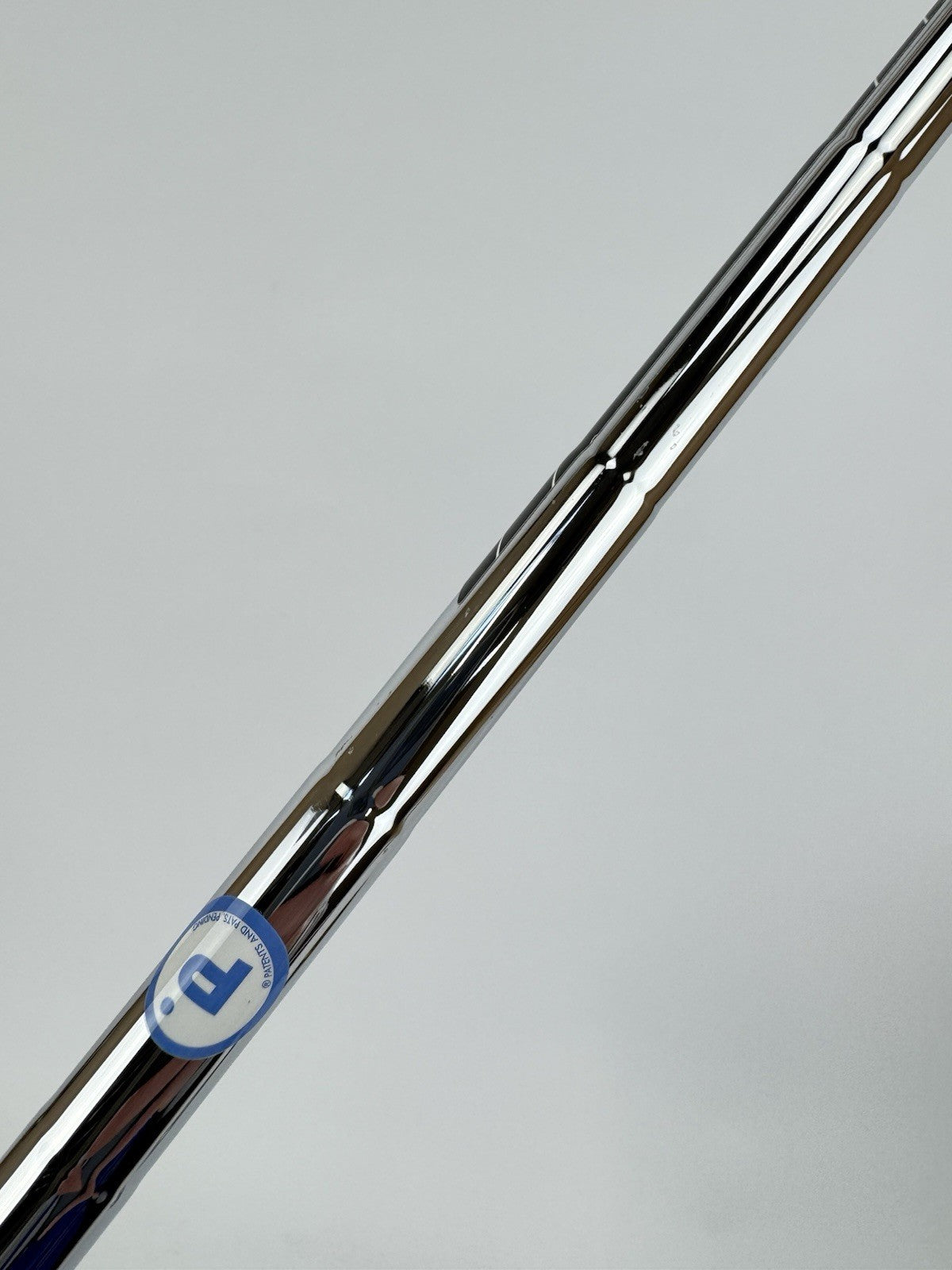 Dynamic Gold 115 Wedge Shaft Mid R300 Regular Steel /Pured/ 33.5” /0.355/316278