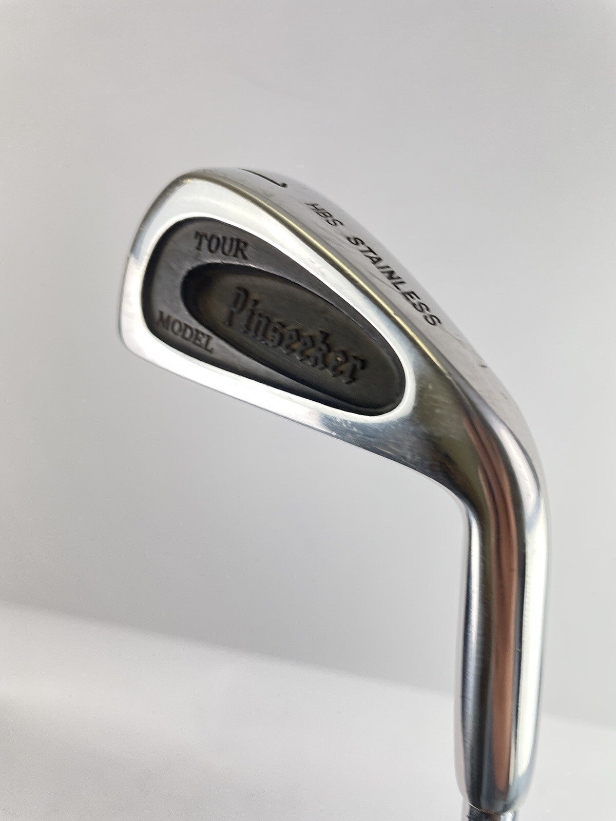 Pin Seeker Golf 1 Iron Regular Flex Steel /Right Handed /New Grip /97833