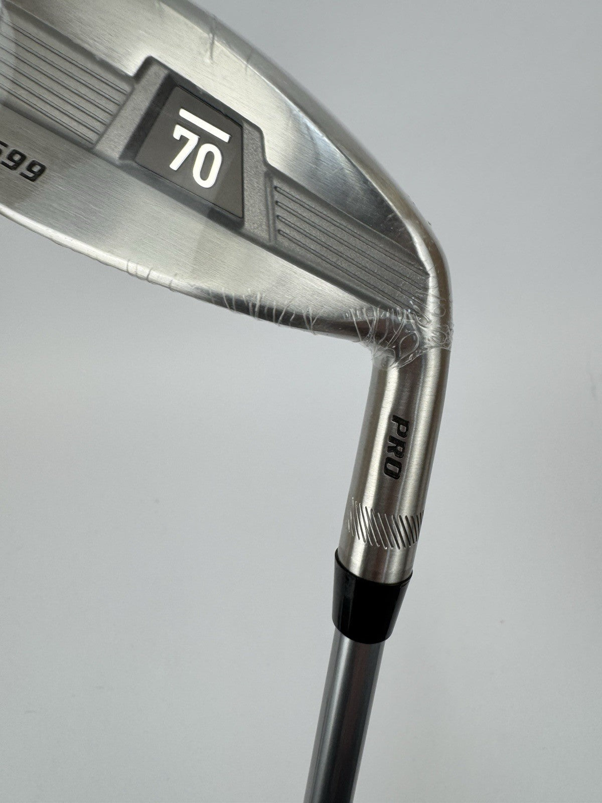 Sub 70 4 Iron Utilty 22* 699 Pro Aldila Rogue Regular Graphite /Right/New /340941