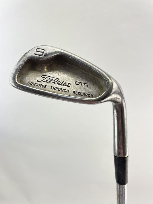 Titleist DTR 9 Iron Black Dot /Regular Flex Steel /Right Hand /New Grip /205680