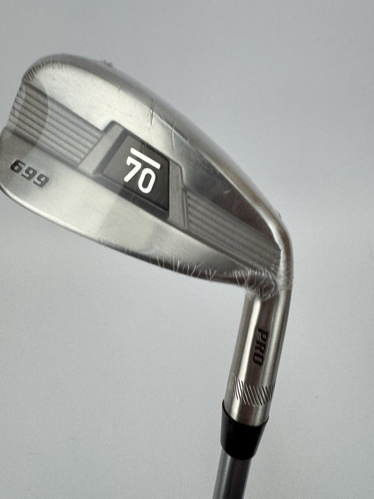 Sub 70 4 Iron Utilty 22* 699 Pro Aldila Rogue Regular Graphite /Right/New /340942