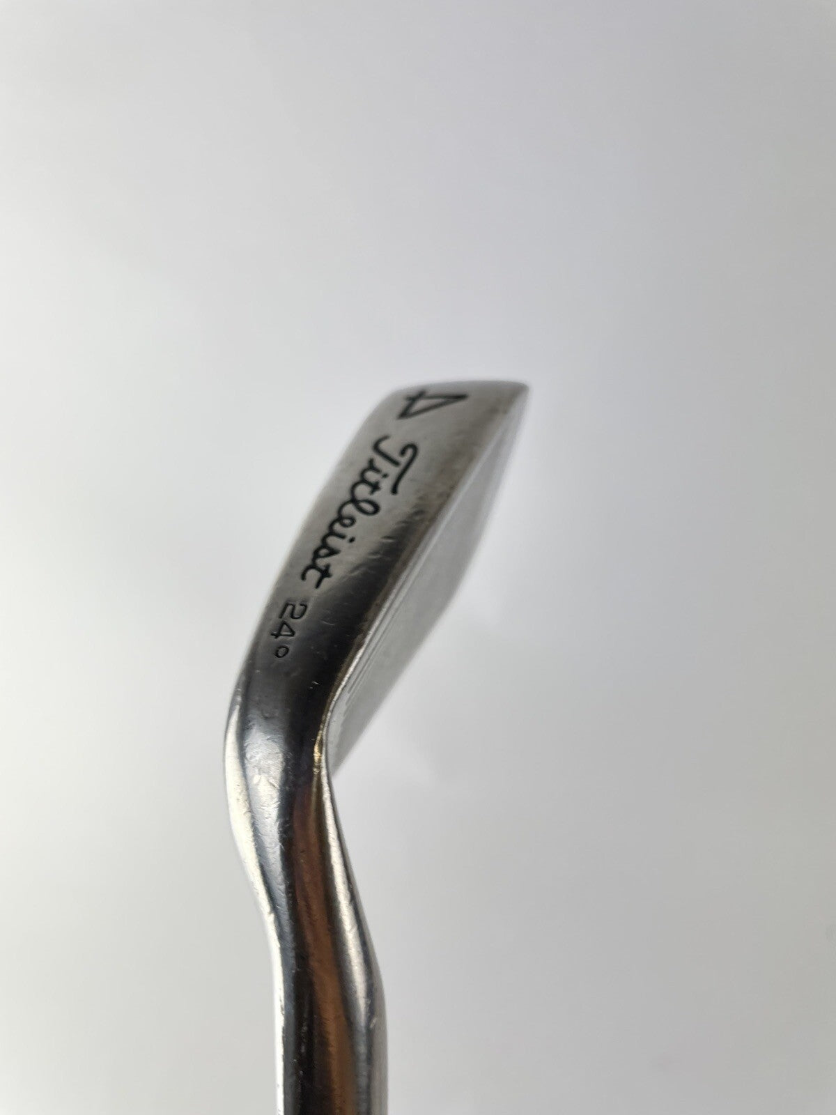 Titleist Golf 4 Iron 24* DCI Regular Flex Graphite /Right Handed /118057