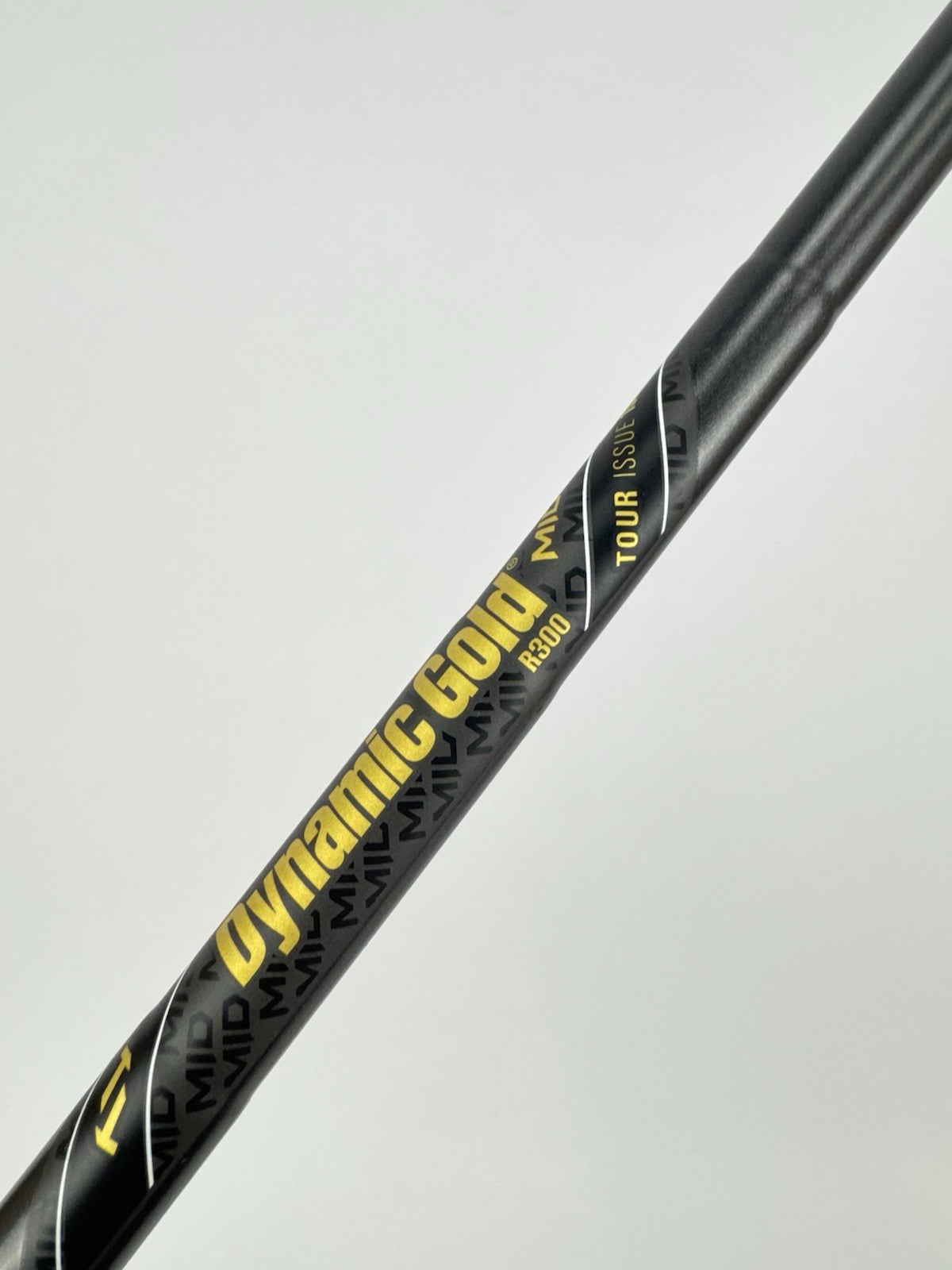 Dynamic Gold Tour Issue Iron Shaft Mid R300 Regular Steel Blackout 36” /331144