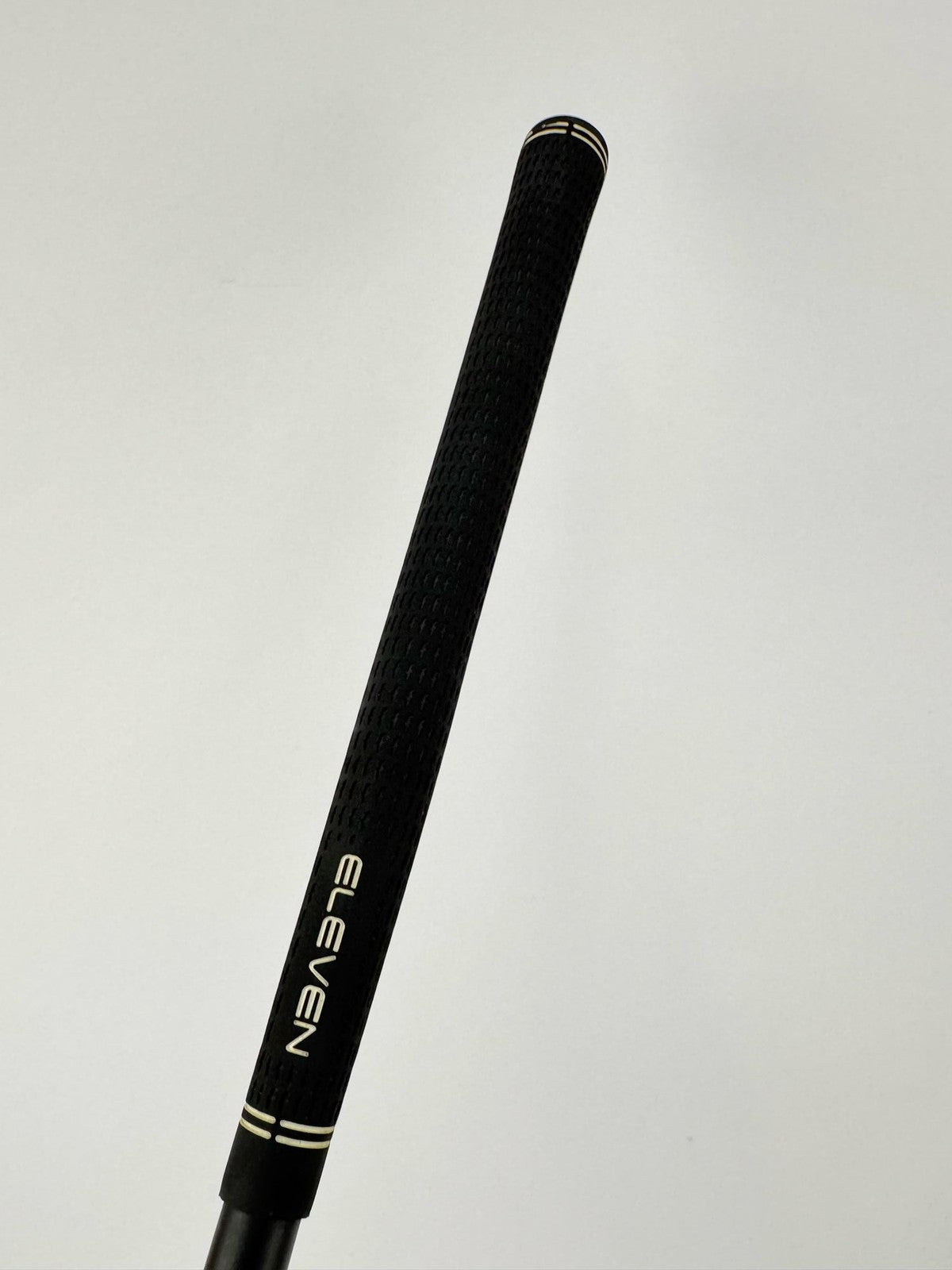 Eleven 8 Iron Hybrid 35 Degrees Regular Flex Graphite Right Handed Used /3659913