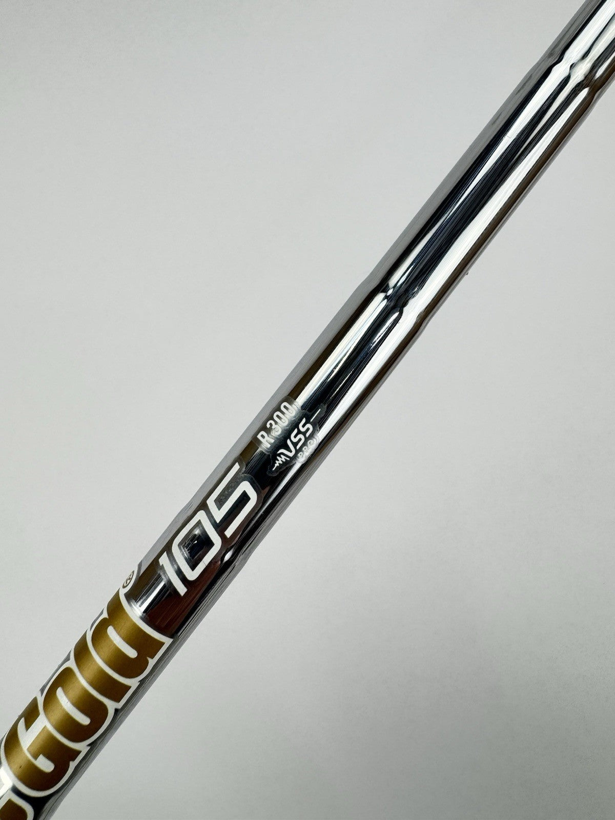 Dynamic Gold 105 Iron Shaft R300 Regular Flex Steel 35.25” /0.355 Tapered /326025