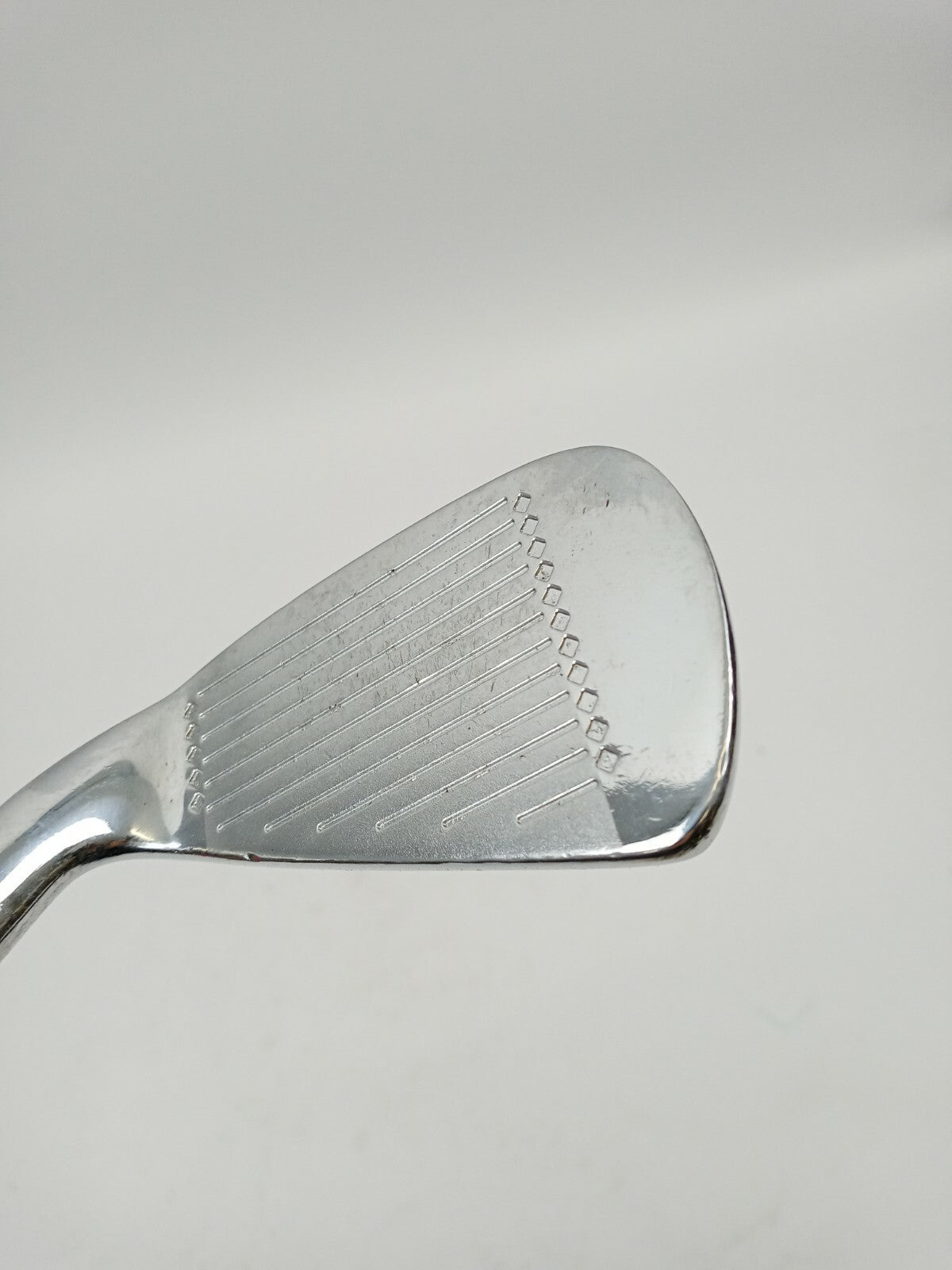 MacGregor VIP Tourney V Foil 6 Iron Stiff Flex Steel/ Right Handed/ New Grip6