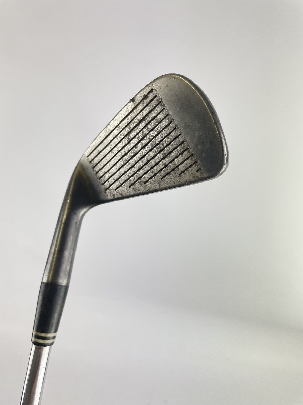 Cleveland Tour Action 4 Iron Form Forged Gun Metal R300 Regular /New Grip/946512