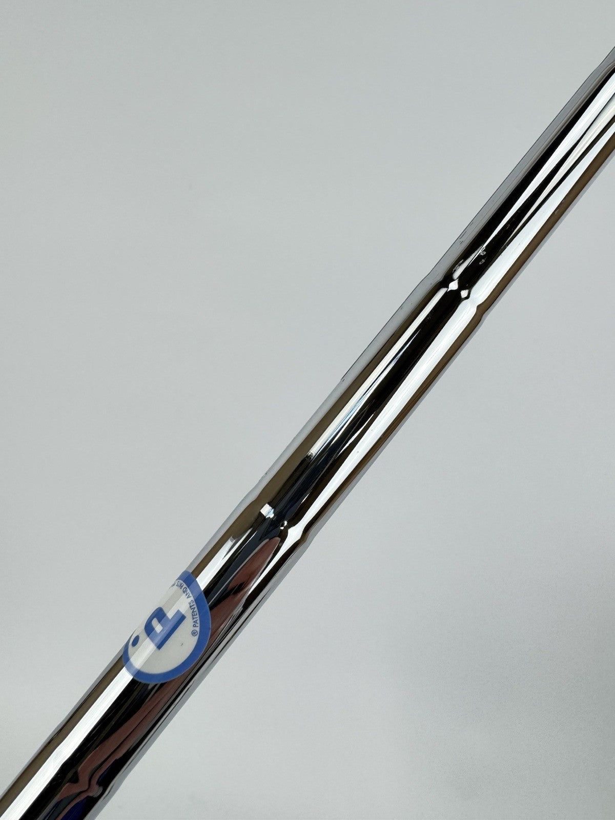 Dynamic Gold 115 Wedge Shaft Mid R300 Regular Steel /Pured/ 33.5” /0.355/316279