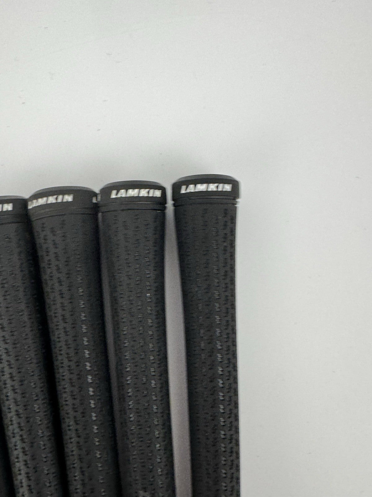Lamkin Crossline 360 Golf Grips (6) Mens Standard /Black/White /Pulled /313644