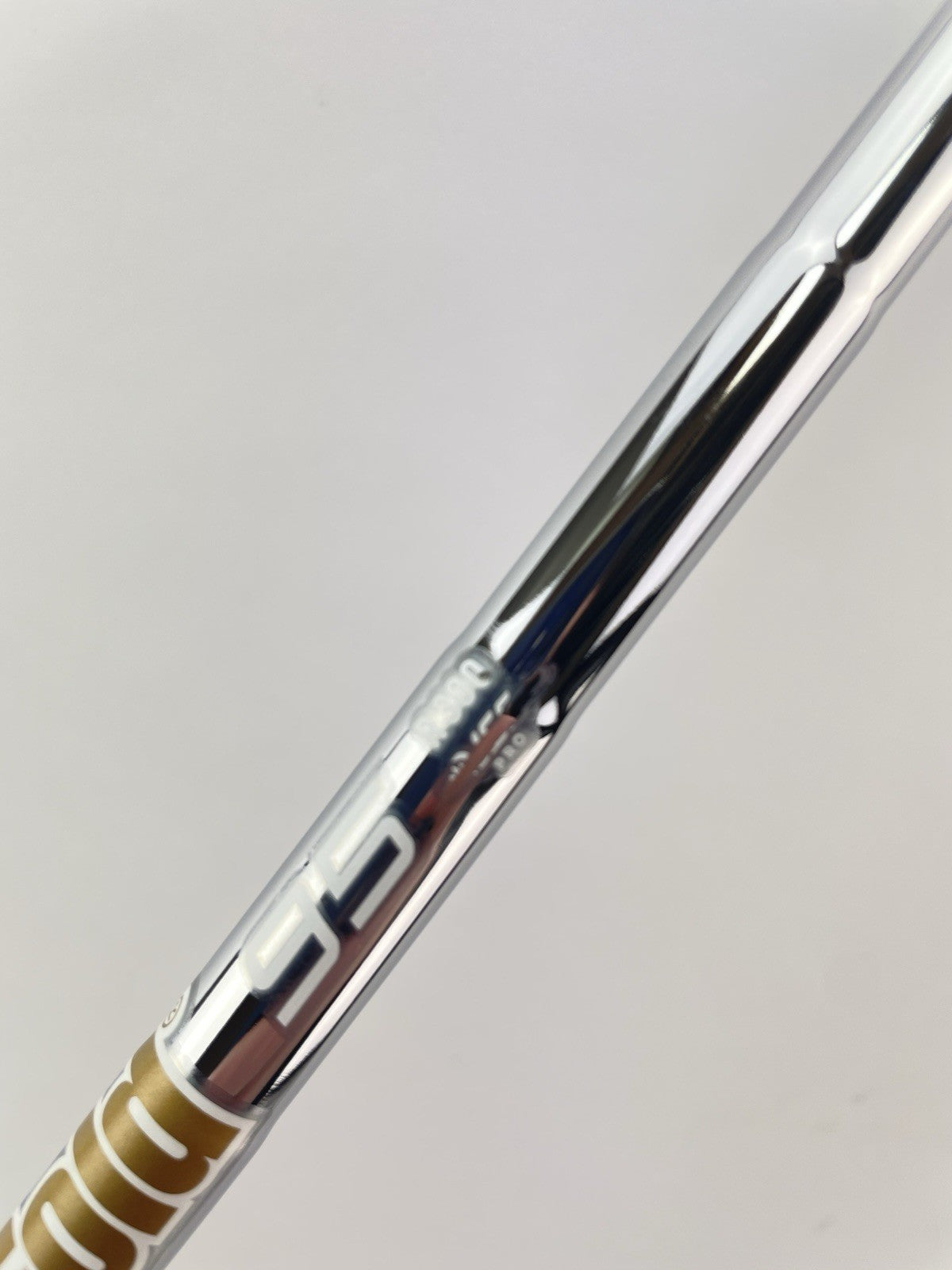 Dynamic Gold 95 Iron Shaft Vss Pro Regular Flex Steel 36 /0.355 Tapered /239207