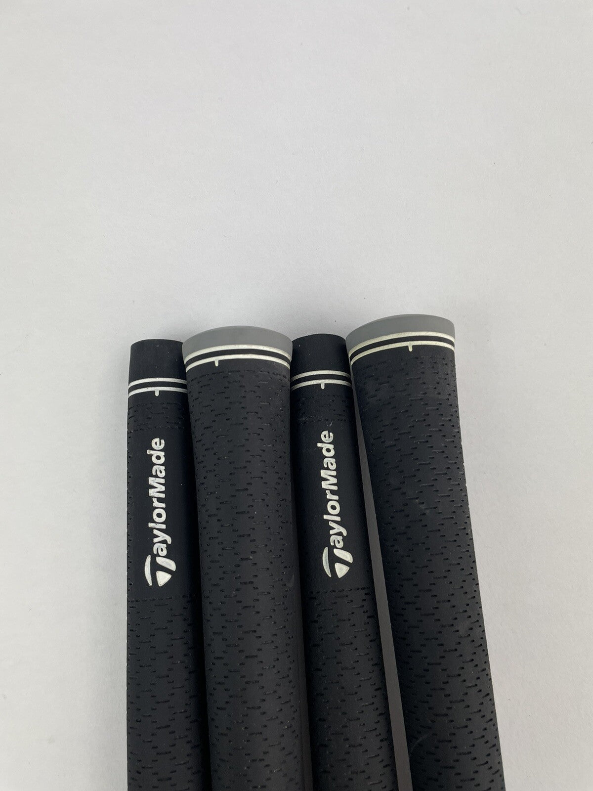 Lamkin Taylormade Golf Grips (4) Standard /Black /Grey /Pulled /205584