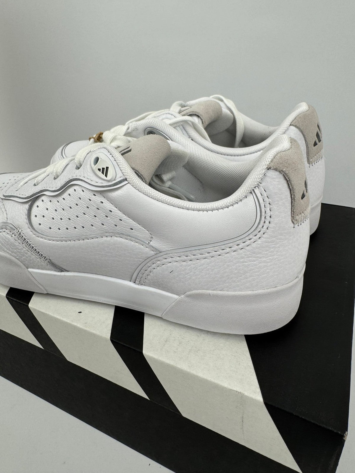 Adidas W Retrocross 25 Women's Casual Sneakers Size UK 4.5 White Leather/312502