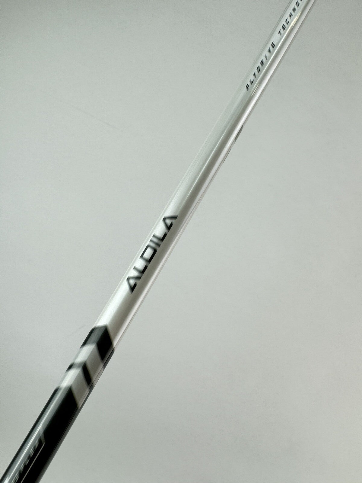 Titliest Hybrid Shaft Ladies R2 Aldila Ascent 40 Graphite 36” /191695