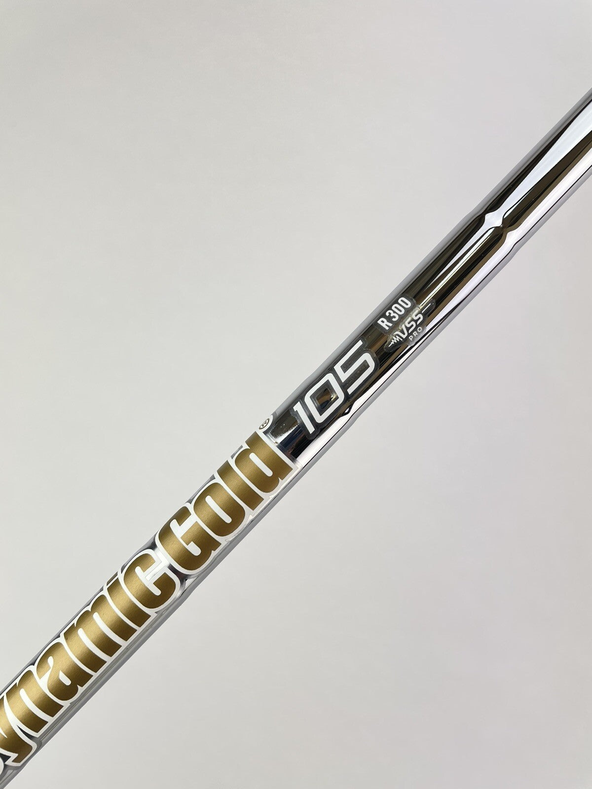 Dynamic Gold 105 Iron Shaft Vss Pro Regular Flex Steel 35.25” /0.355 /203583