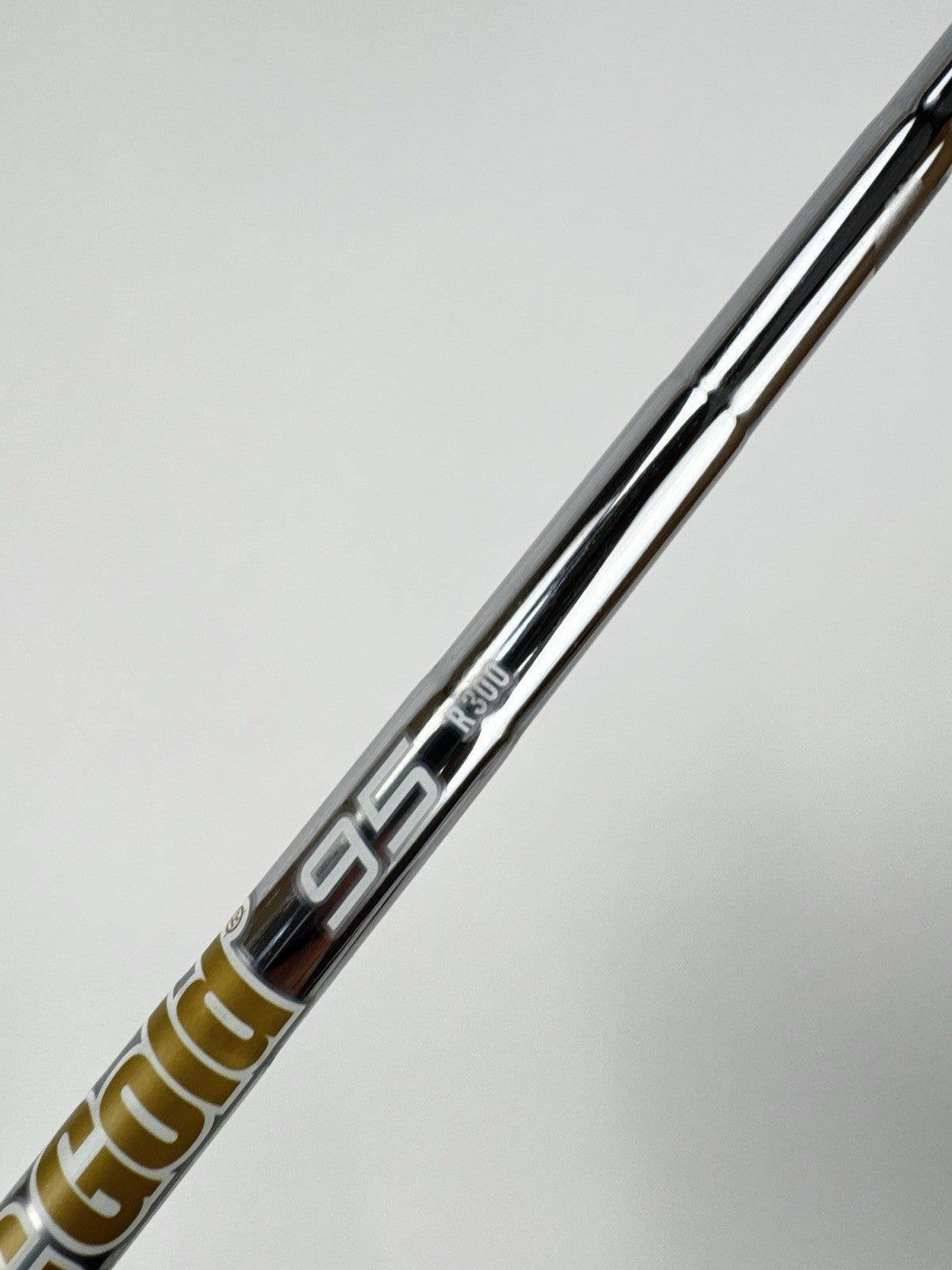 Dynamic Gold 95 Iron Shaft R300 Regular Flex Steel 35.25” /0.355 Tapered /328474