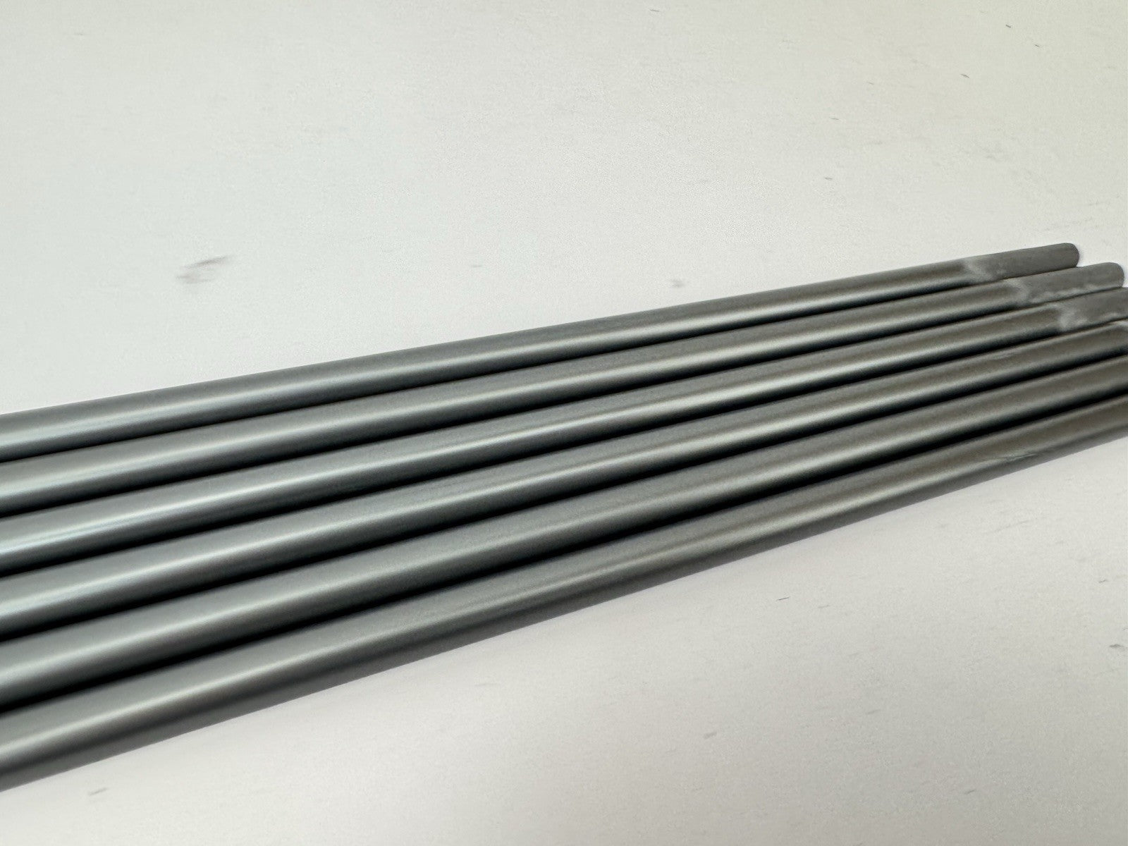 Matrix Ozik Iron Shaft Set (6) Program 60 Regular Graphite 0.355 Tapered /339546
