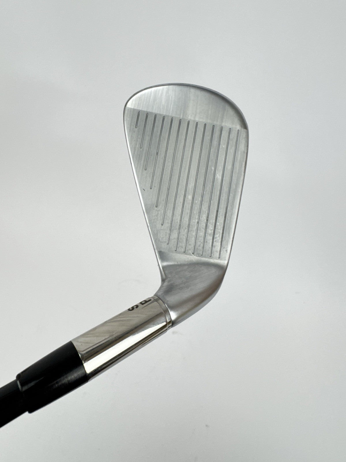 Srixon ZX7 7 Iron Left Handed Miyazaki 6A Senior Flex Graphite /Demo /3307613