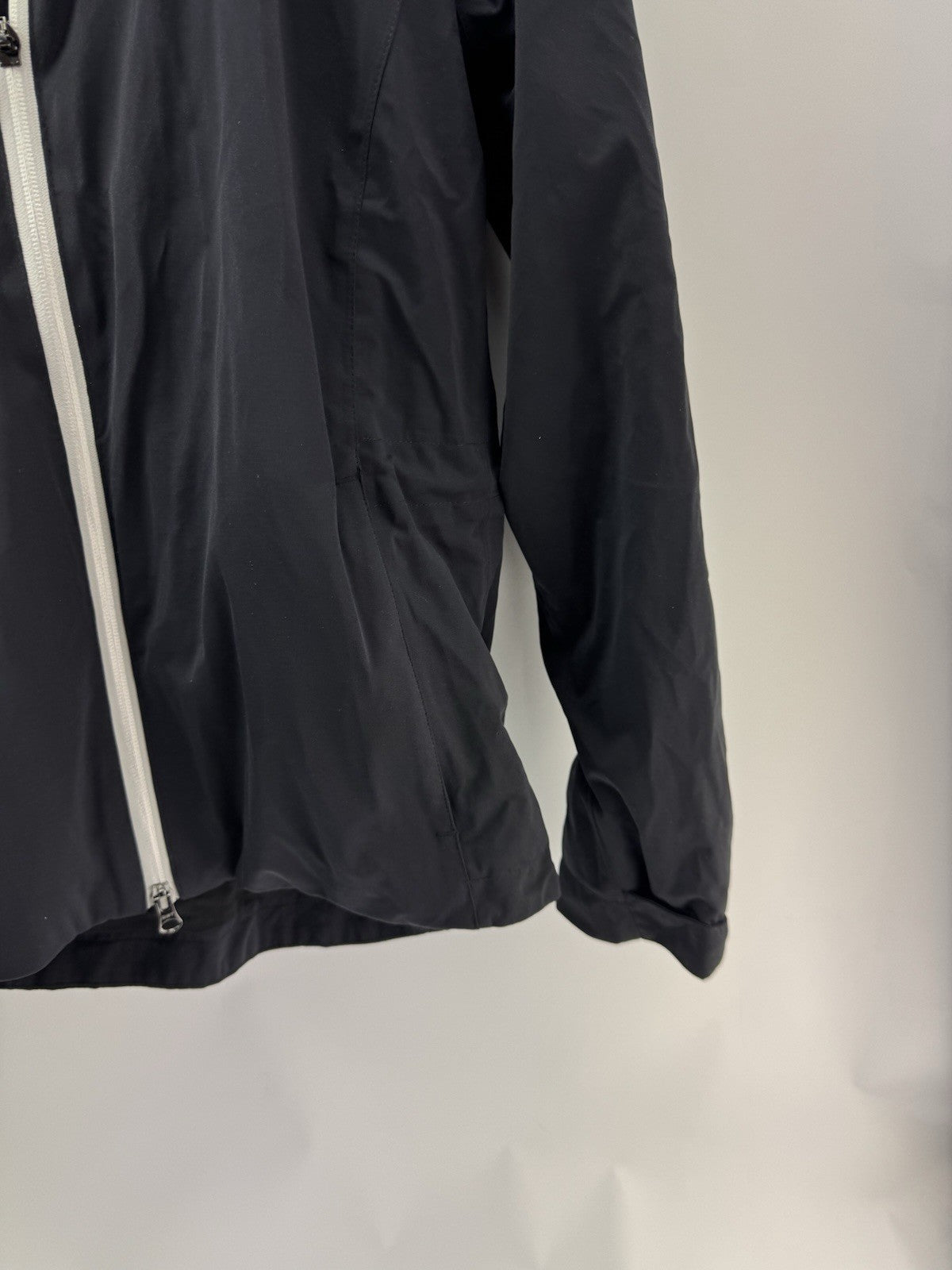 Ping Golf Women’s Mette Jacket Black UK 8/ Water Resistant/ 300475