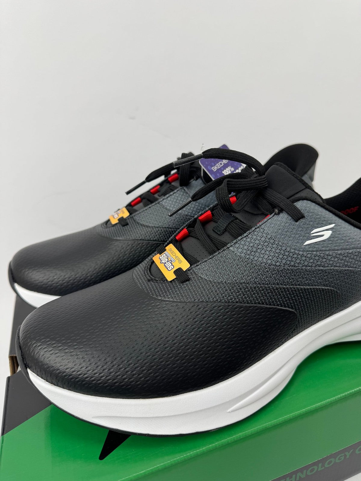 Skechers Flow Slip Ins Golf Shoes Men's UK 10.5 Black Waterproof Comfort/349642