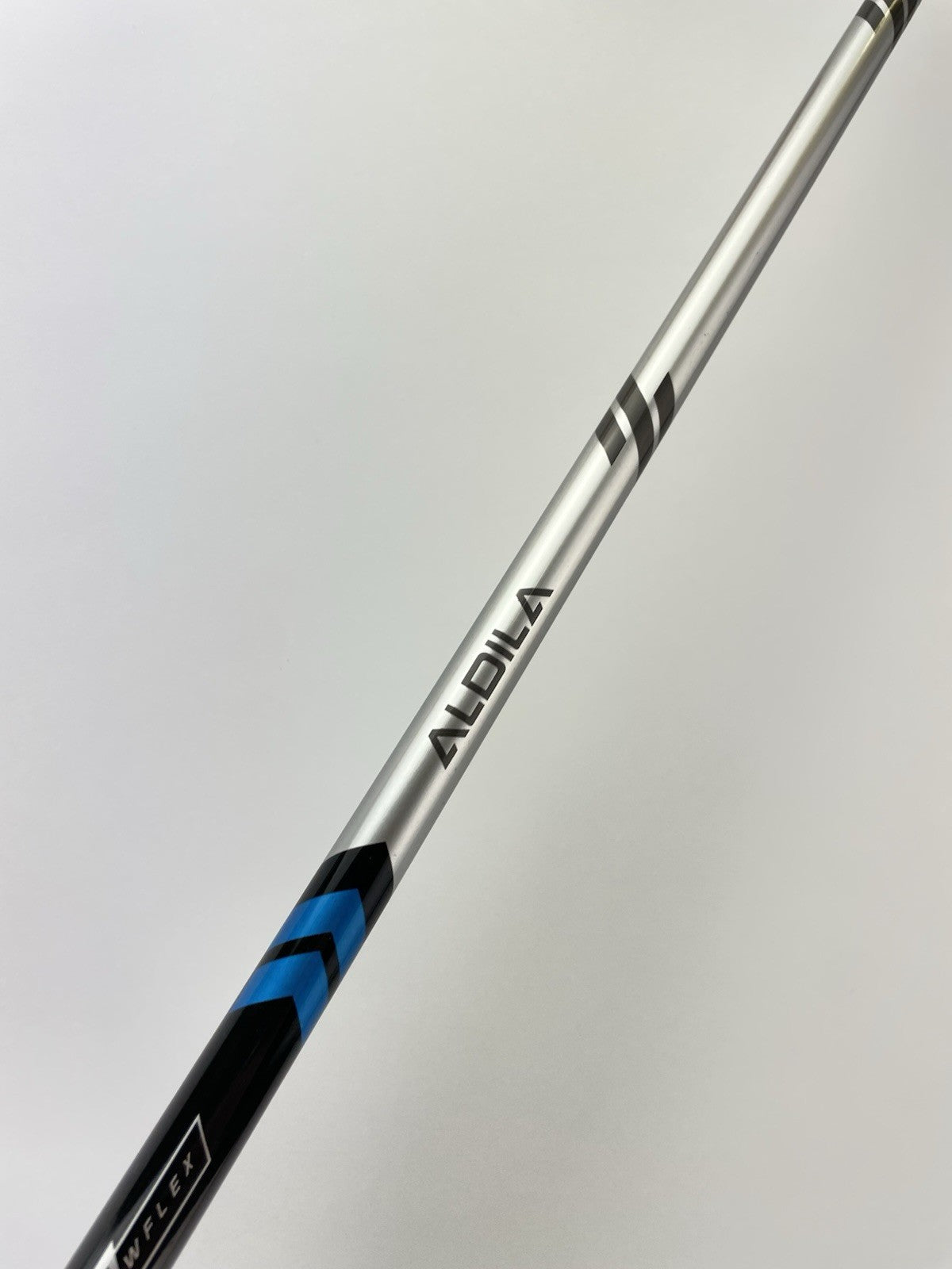 Aldila Ascent 40 Iron Shaft Womens Flex Graphite 34.5” / 0.370 Parallel / 299747