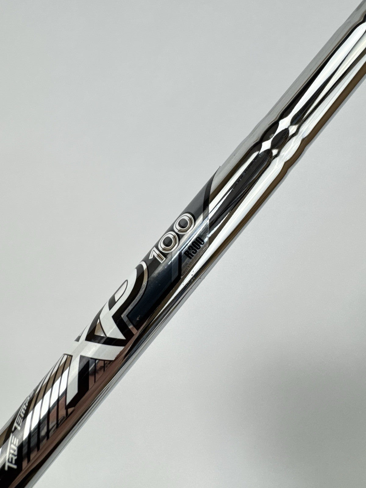 True Temper XP100 Iron Shaft R300 Regular Steel 35.25" /0.370 Parallel /337936