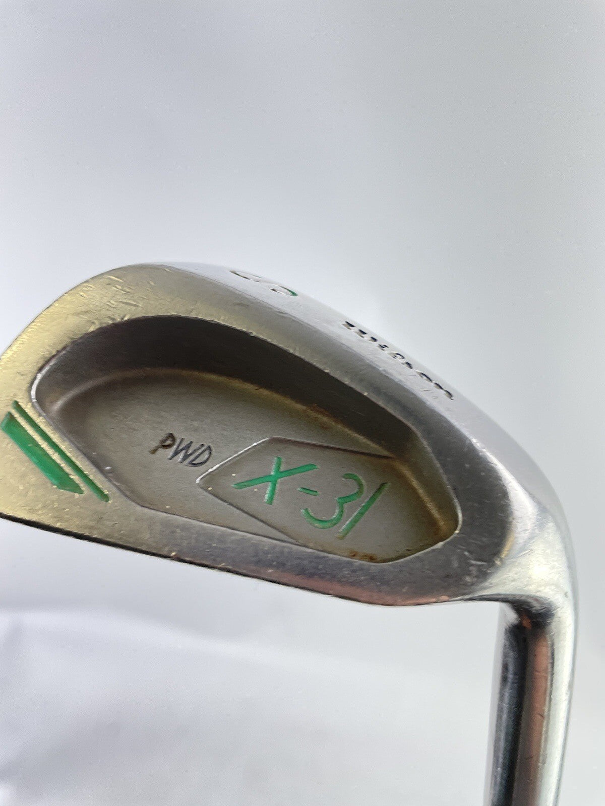 Wilson Golf Sand Wedge X31 Regular Flex Steel /Right Handed /New Grip /73422