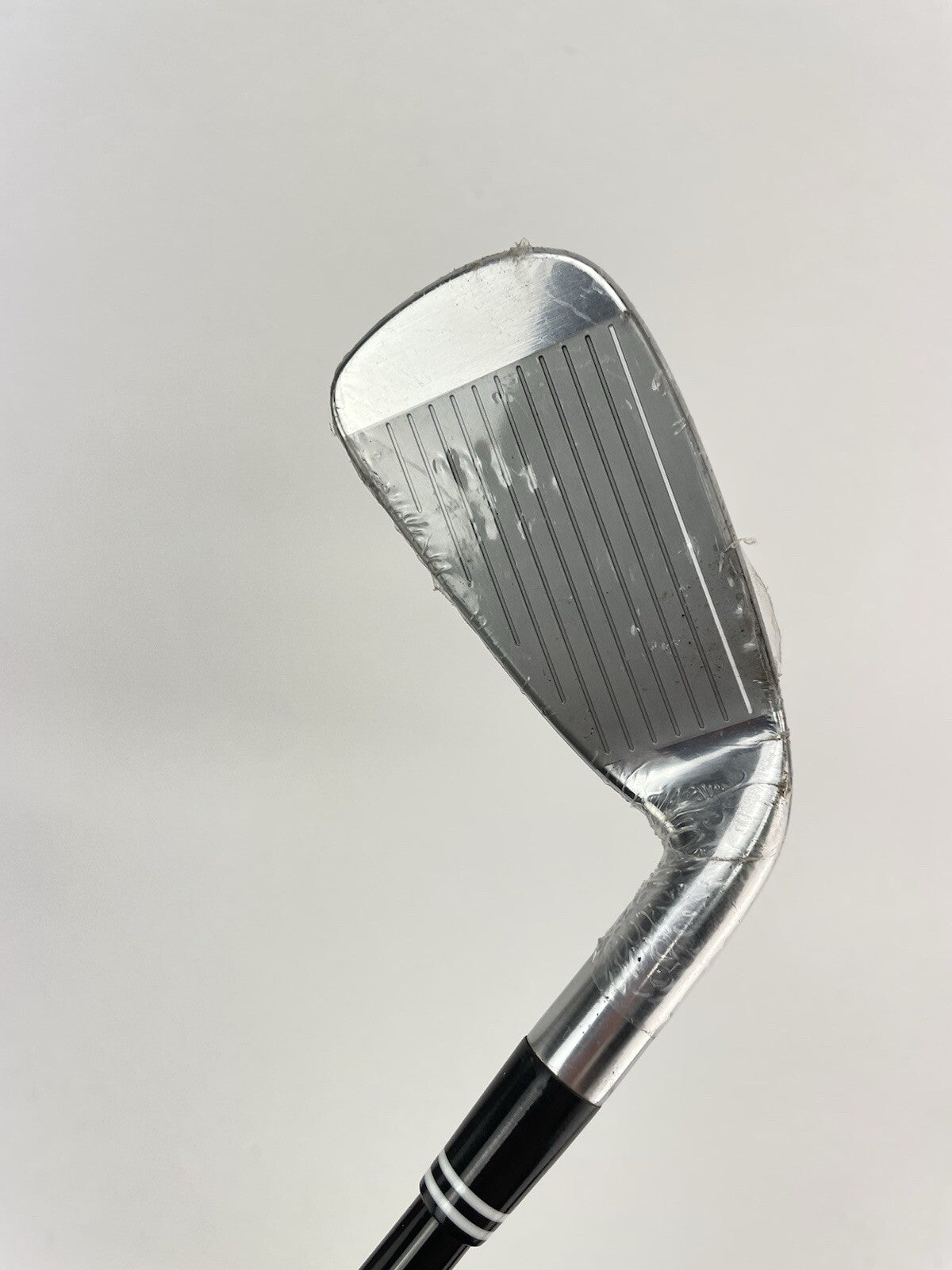 Cleveland 588MT 4 Iron Left Handed UST Regular Flex Graphite /New /165248