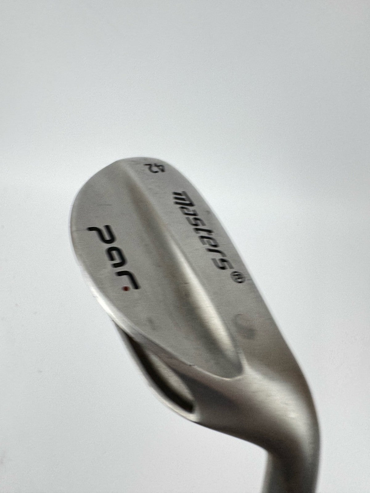 Masters Golf Chipper 42 Degrees Regular Flex Steel Right Handed New Grip/367422