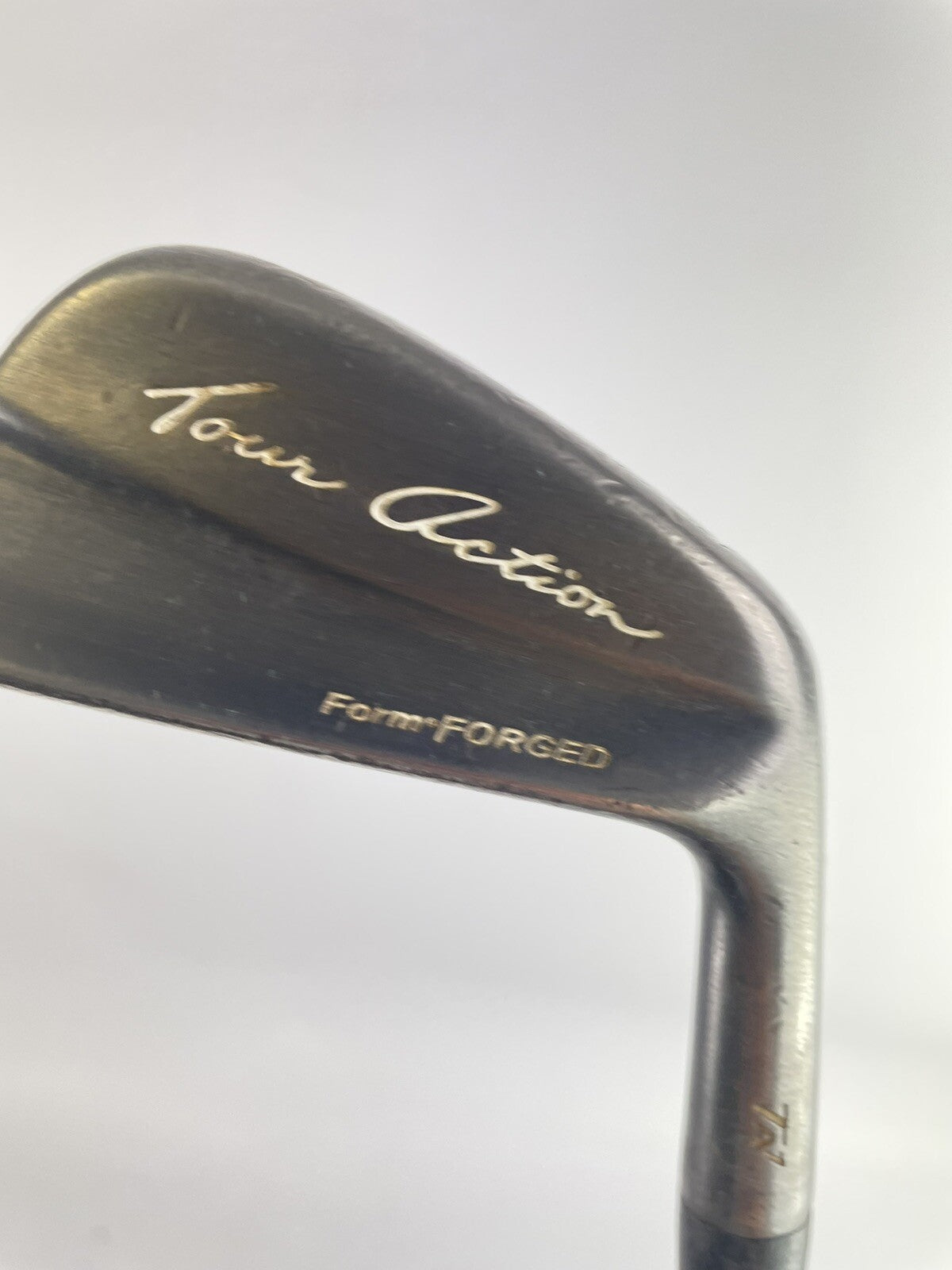 Cleveland Tour Action 4 Iron Form Forged Gun Metal R300 Regular /New Grip/94653