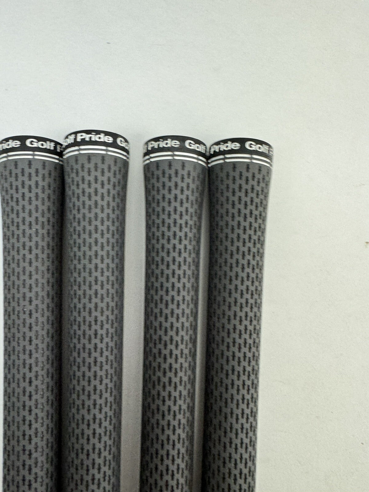 Golf Pride Tour Velvet 360 Taylormade Grips (4) Standard /Grey /Pulled /263932