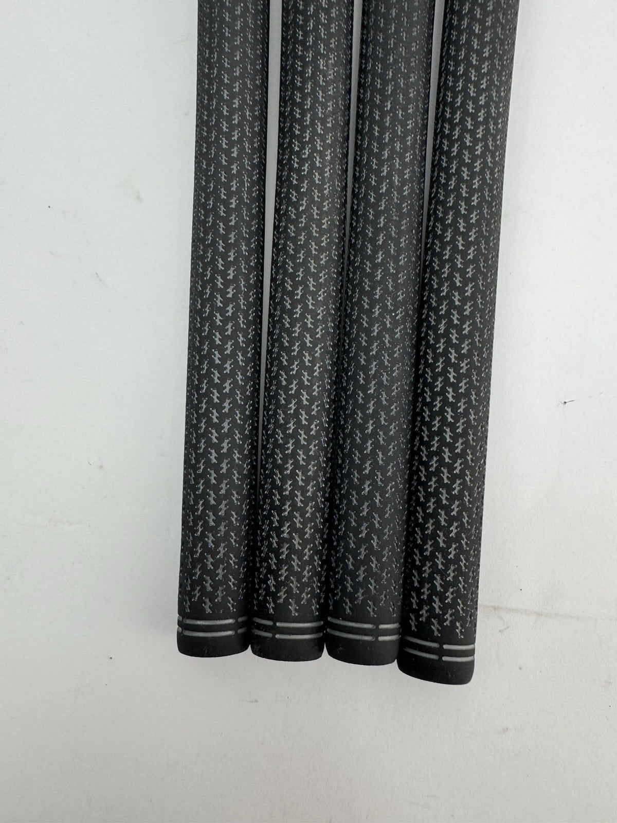 Lamkin Crossline Golf Grips (4) 360 Standard /Black/Grey /Pulled /300391