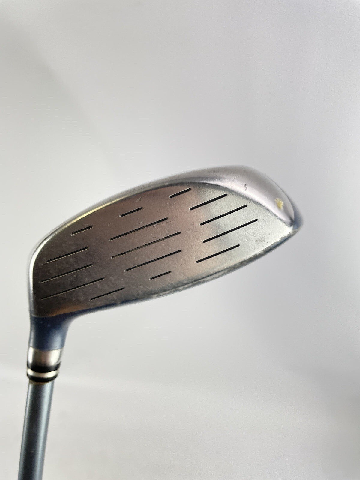 Wilson Staff Ladies 3 Wood LF6 17* Ust Ladies Graphite /Right /New Grip /75396