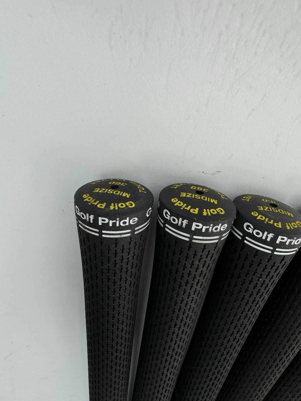Golf Pride Midsize Grips (5) Tour Velvet 360 /Black /Pulled /325516