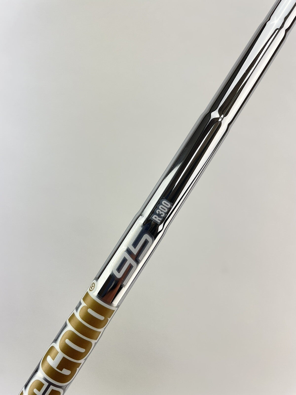 Dynamic Gold 95 Iron Shaft R300 Regular Steel 35.25" /0.355 Tapered /288925