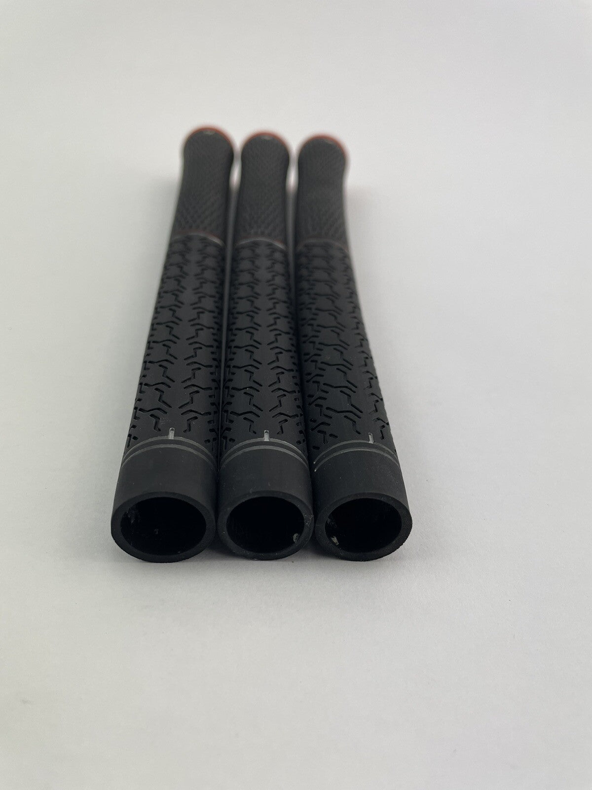 Lamkin Taylormade Golf Grips (3) Standard /Black /Red /Pulled /211694