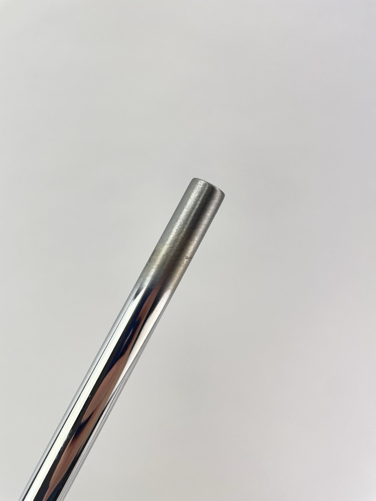 Dynamic Gold X100 Iron Shaft Extra Stiff Steel 36” /0.355 Tapered /272568