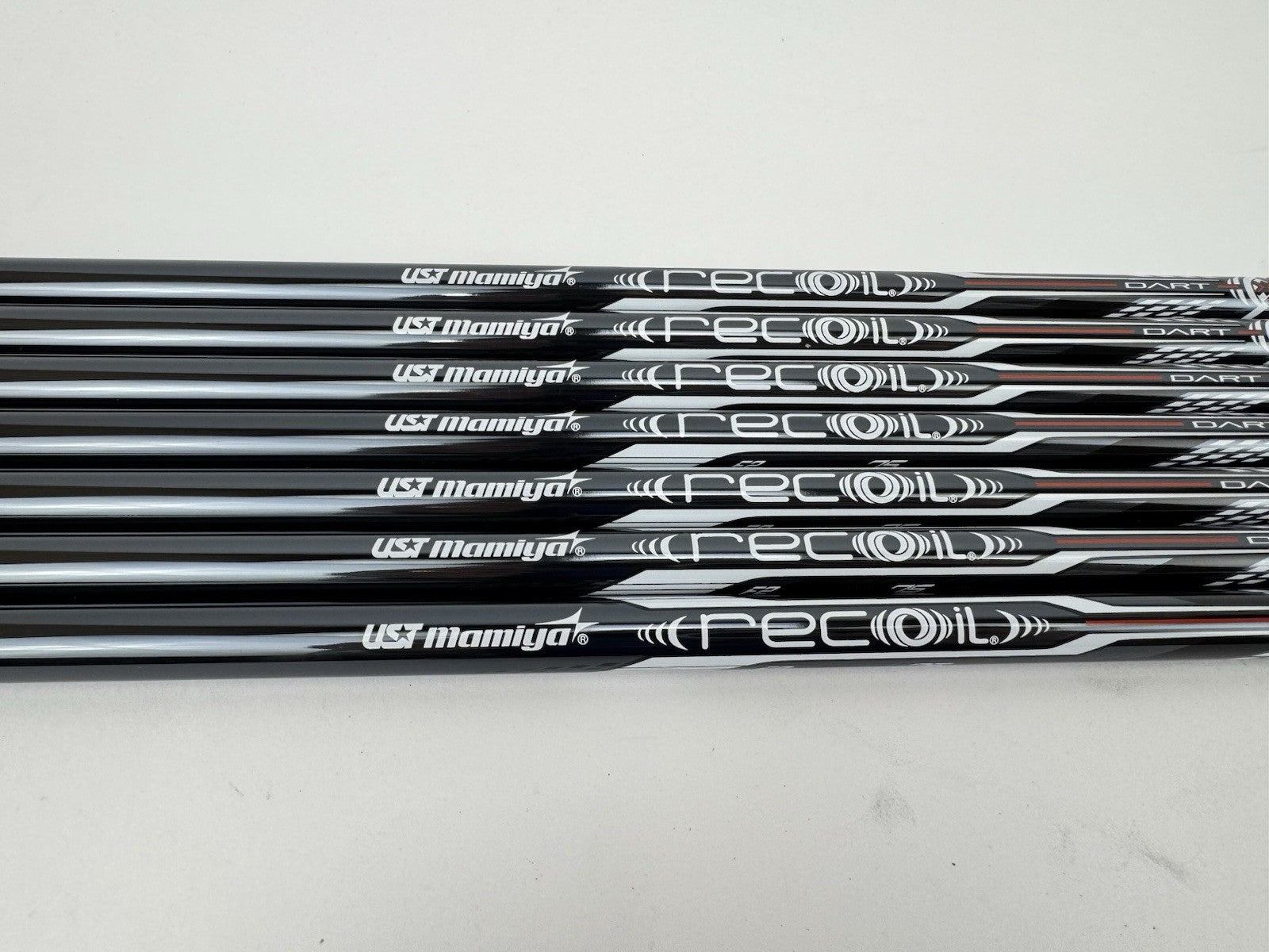 UST Recoil Dart Iron Shaft Set (7) 75 F2 Senior Graphite 41” /0.370 Parallel1