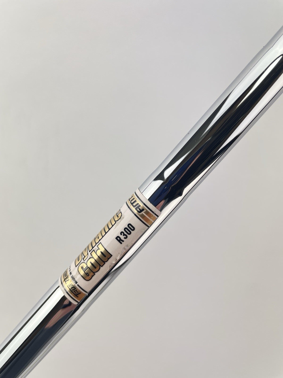 Dynamic Gold AMT Iron Shaft Regular Flex Steel 35 /0.355 Tapered /239135