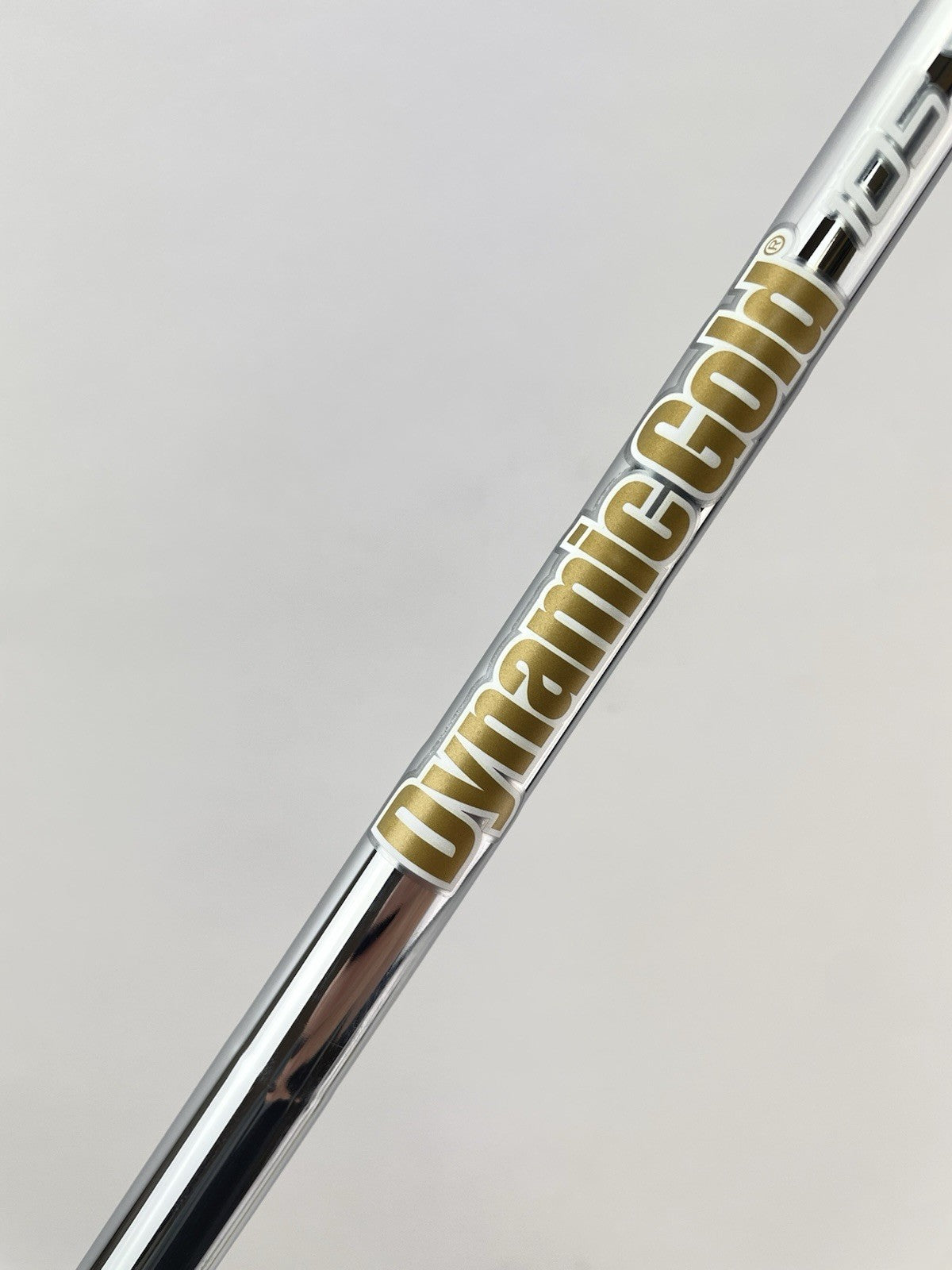 Dynamic Gold 105 Iron Shaft X100 X Flex Steel 35.25 /0.355 Tapered /270031