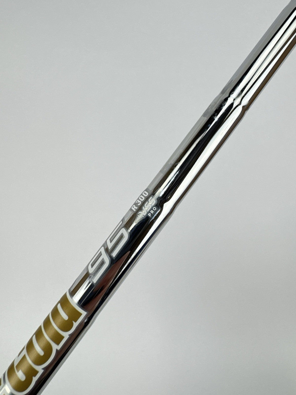 Dynamic Gold 95 Iron Shaft VSS Pro R300 Regular Steel 35.25”/0.355 Tapered/332198