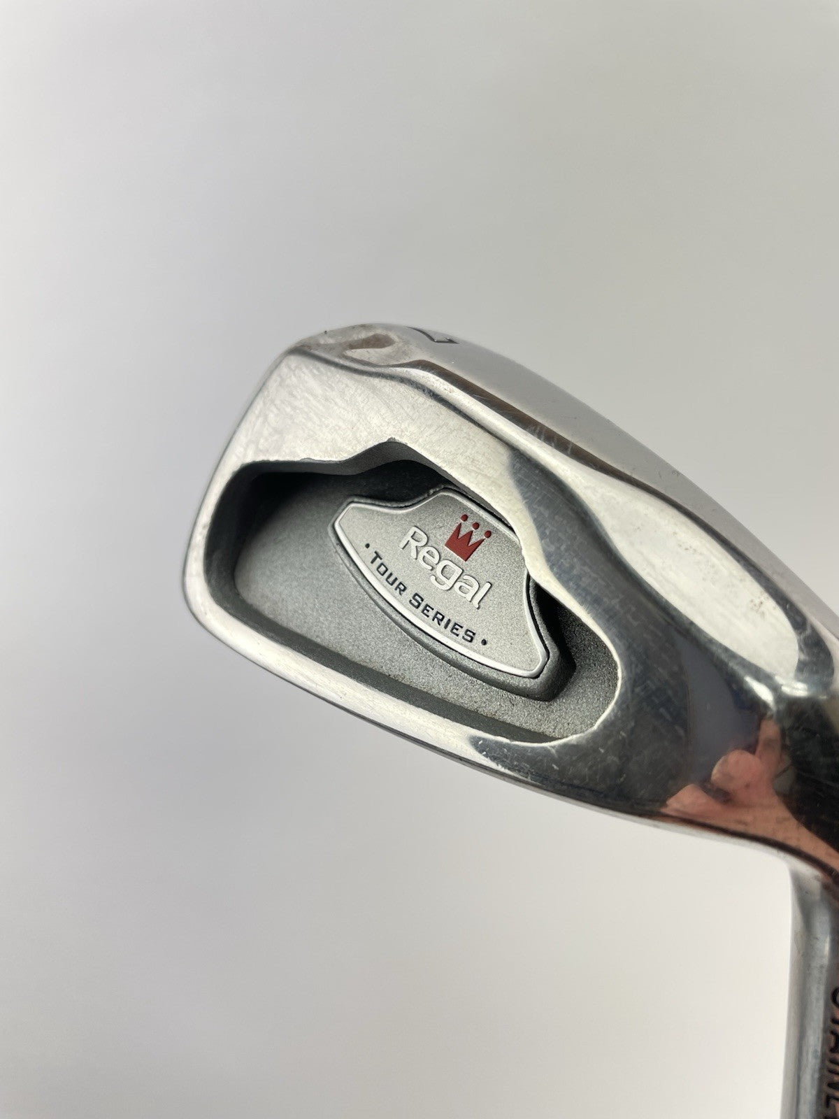 Regal Golf 7 Iron Regular Flex Steel /Right Handed /New Midsize Grip /254701