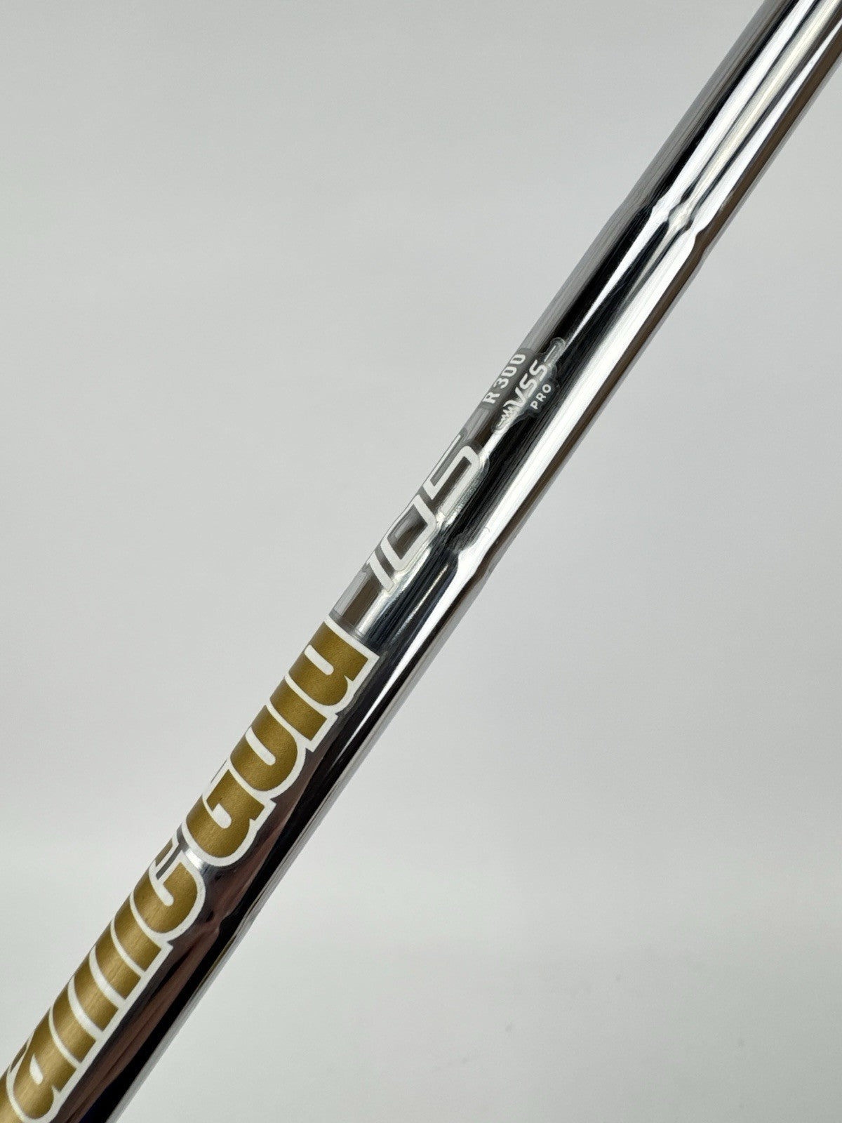 Dynamic Gold 105 Iron Shaft Vss Pro R300 Regular Flex Steel 35.25” /0.355 /317695