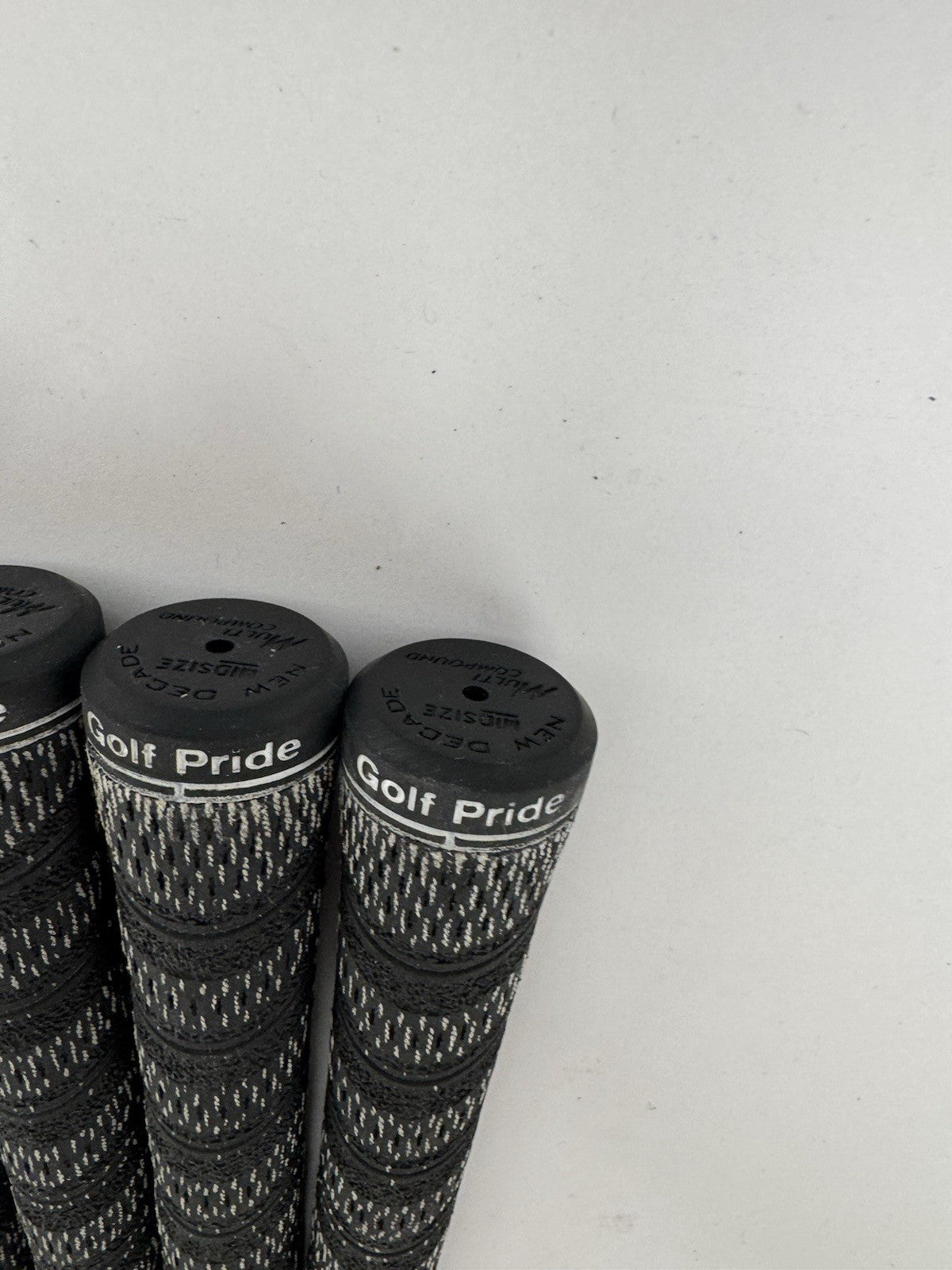Golf Pride Multi Compound Grips (6) New Decade /Midsize /Pulled /355215