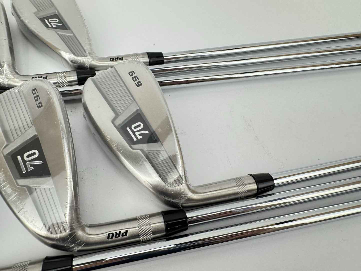 Sub70 699 Irons V2 5-PW Left Handed Elevate 95 Vss Regular Steel /New /343504