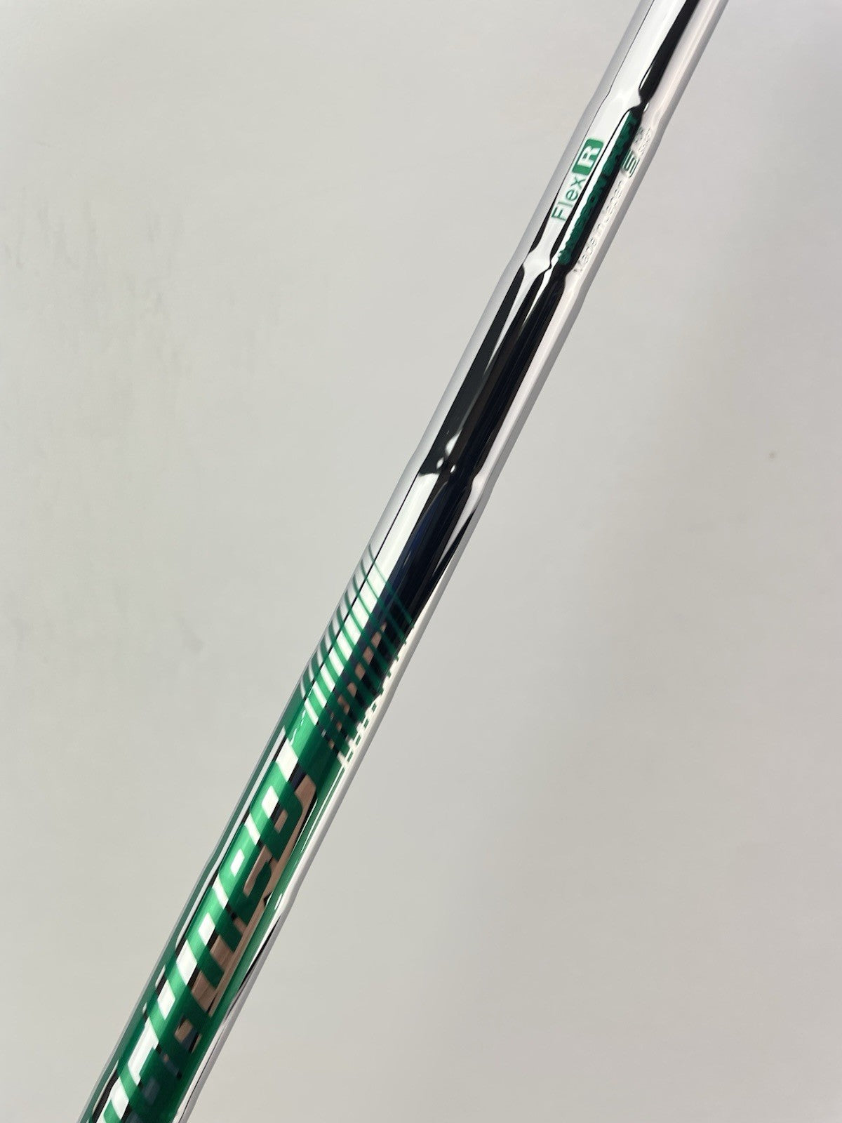 Nippon Neo Iron Shaft 950GH Regular Flex Steel 35.5” /0.355 Tapered /264055