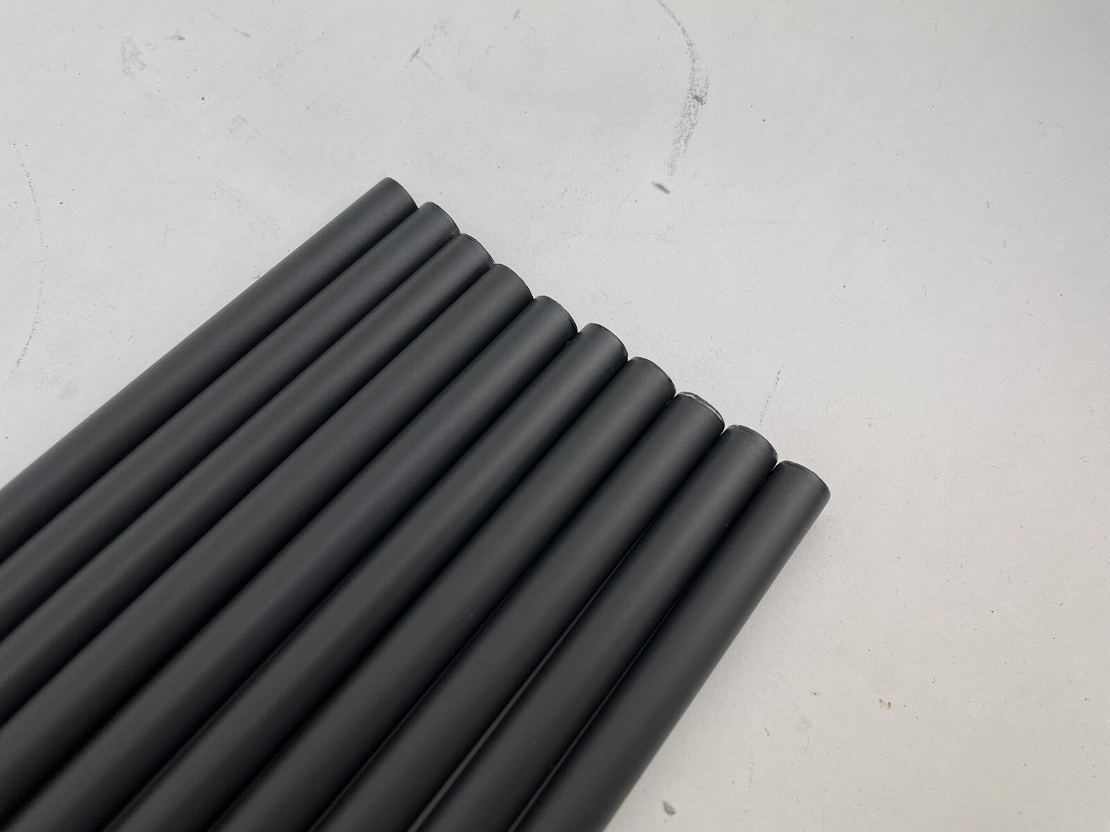 Fujikura Pro 63i Iron Shaft Set (7) Regular Flex Graphite/0.370 Parallel/New7