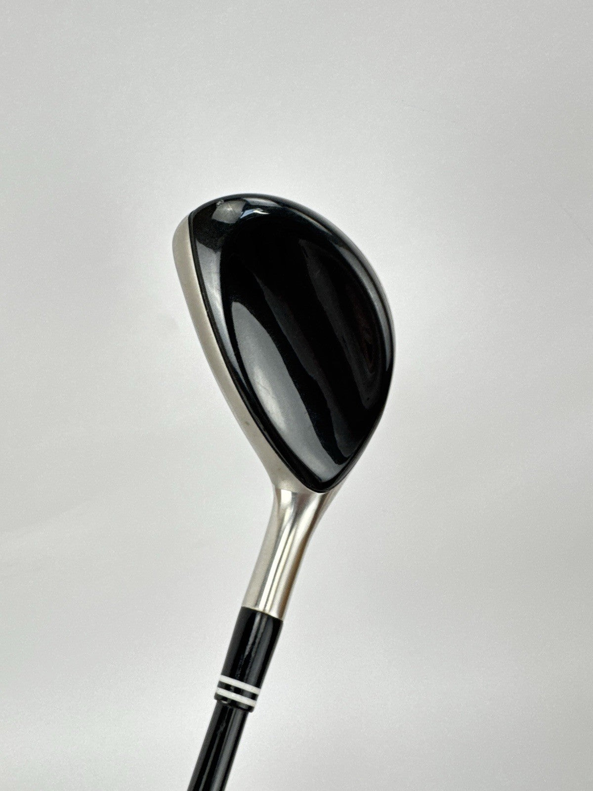 Cleveland Halo 2 Hybrid 19* Regular Flex Graphite /Right /Lamkin Midsize /3506210