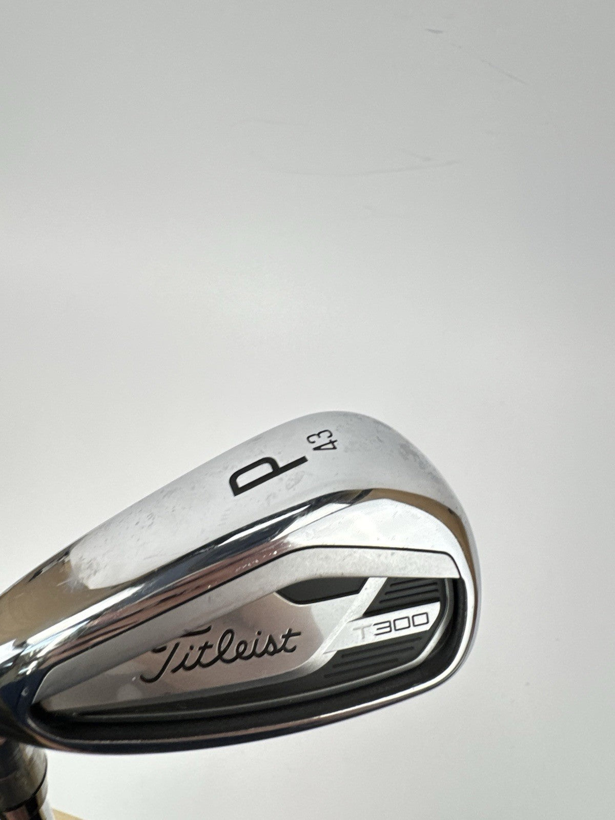 Titleist T300 Pitching Wedge Left Handed 43* Elevate ETS Regular Steel /344845